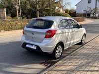 Gebraucht Ford Ka 86 PS (63 kW) 2018 Polarsilber metallic Limousine