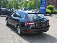 Gebraucht Skoda Superb 190 PS (139 kW) 2018 Schwarz Kombi