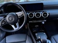 Gebraucht Mercedes CLA200 163 PS (119 kW) 2023 Schwarz Coupé