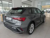 Gebraucht Audi A3 S-Line 150 PS (110 kW) 2025 Grau Limousine