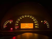 Gebraucht Mercedes C180 129 PS (94 kW) 2001 Silber Limousine