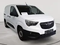 Gebraucht Opel Combo Selection 110 PS (80 kW) 2021 Jade weiß Van / Kleinbus