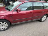 Gebraucht VW Passat 125 PS (91 kW) 1998 Rot Kombi