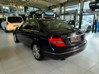 Gebraucht Mercedes C200 136 PS (100 kW) 2013 Blau Limousine
