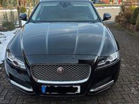 Gebraucht Jaguar XF Sportbrake Portfolio 241 PS (177 kW) 2019 Schwarz Kombi