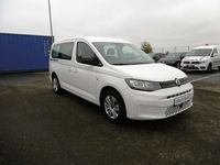 Używany VW Caddy Maxi Basis 116 KM (85 kW) 2024 Biały Minivan