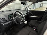 Gebraucht Toyota Corolla Verso Team 129 PS (94 kW) 2008 Silber Van / Kleinbus