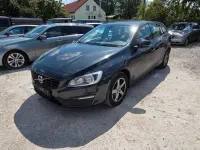 Gebraucht Volvo V60 120 PS (88 kW) 2016 Grau Kombi