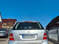 Gebraucht Mercedes ML320 224 PS (164 kW) 2006 Silber SUV