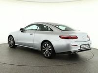 Gebraucht Mercedes E400 Avantgarde 330 PS (242 kW) 2021 Metalliclack hightechsilber Coupé