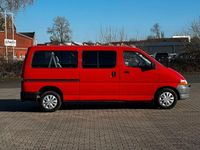 Gebraucht Toyota HiAce 144 PS (105 kW) 2002 Rot Van / Kleinbus