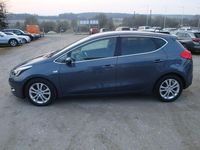 Gebraucht Kia Ceed FIFA World Cup Edition 128 PS (94 kW) 2014 Blau Kleinwagen