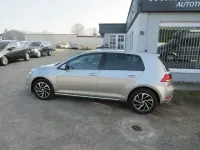 Gebraucht VW Golf VII Comfortline 86 PS (63 kW) 2019 Tungsten silver metallic Kleinwagen