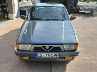 Gebraucht Alfa Romeo 75 110 PS (80 kW) 1989 Grau Limousine