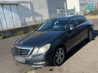 Gebraucht Mercedes E220 170 PS (125 kW) 2011 Schwarz Limousine