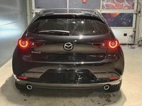 Neu Mazda 3 Homura-Line 140 PS (102 kW) 2025 Schwarz Limousine