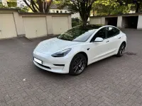 Gebraucht Tesla Model 3 RWD 208 kW (283 PS) 2023 Weiß Limousine