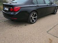 Gebraucht BMW 750 381 PS (280 kW) 2012 Schwarz Limousine