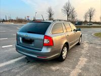 Gebraucht Skoda Octavia 105 PS (77 kW) 2013 Grau Kombi