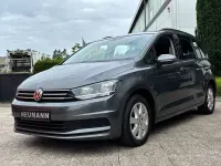 Gebraucht VW Touran Comfortline 150 PS (110 kW) 2019 Grau Van / Kleinbus
