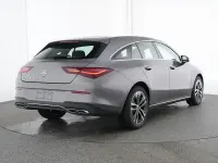 Gebraucht Mercedes CLA200 Progressive 150 PS (110 kW) 2025 Grau Limousine