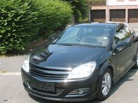 Gebraucht Opel Astra GTC 90 PS (66 kW) 2009 Schwarz metallic Coupé