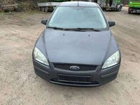 gebraucht Ford Focus 1.4 16V Kupplungsschaden!