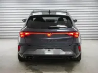 Second-hand Cupra Leon VZ 333 CP (244 kW) 2025 Gri