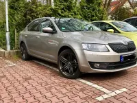 Gebraucht Skoda Octavia Elegance 140 PS (102 kW) 2014 Beige Kombi
