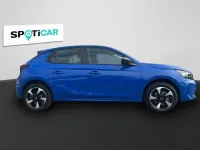 Neu Opel Corsa-e Edition 100 kW (136 PS) 2026 Lackierung voltaic blue met/ty Kleinwagen