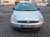 Gebraucht Ford Fiesta 60 PS (44 kW) 2003 Silber Kleinwagen