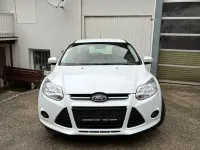 Gebraucht Ford Focus 125 PS (91 kW) 2014 Weiß Limousine