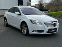 Gebraucht Opel Insignia Sport 220 PS (161 kW) 2009 Weiß Limousine