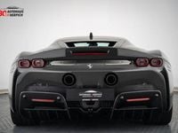 Gebraucht Ferrari SF90 1001 PS (736 kW) 2021 Grau Coupé