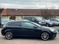 Gebraucht Opel Astra GTC Edition 116 PS (85 kW) 2009 Schwarz Coupé