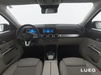 Gebraucht Mercedes GLB250 Progressive 224 PS (164 kW) 2021 Grau SUV