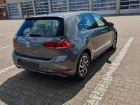 Gebraucht VW Golf VII Join 150 PS (110 kW) 2019 Grau Limousine