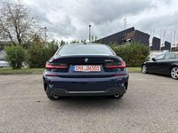 Gebraucht BMW 330e M Sport 184 PS (135 kW) 2019 Blau Limousine