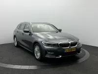 Gebraucht BMW 330e Luxury Line 292 PS (214 kW) 2021 Grau Kombi