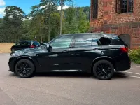 Gebraucht BMW X5 M50 Sport Line 381 PS (280 kW) 2017 Schwarz SUV