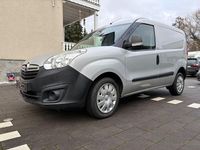 Gebraucht Opel Combo 90 PS (66 kW) 2017 Silber Van / Kleinbus