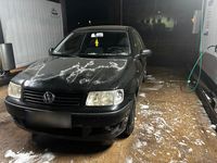 Gebraucht VW Polo 60 PS (44 kW) 2000 Schwarz Kleinwagen