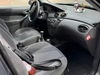 Gebraucht Ford Focus 100 PS (73 kW) 2003 Grau Limousine