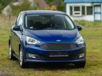 Używany Ford C-MAX Titanium 150 KM (110 kW) 2018 Niebieski Minivan