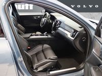 Gebraucht Volvo S60 Plus 197 PS (144 kW) 2024 Grau Limousine
