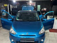Gebraucht Mitsubishi Space Star 81 PS (59 kW) 2015 Blau Kleinwagen