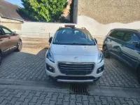 Gebraucht Peugeot 3008 Allure 165 PS (121 kW) 2016 Perlmutt weiß Kombi