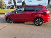 Gebraucht Ford Kuga ST-Line 179 PS (131 kW) 2018 Rot SUV