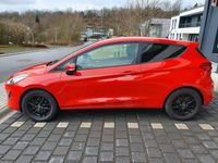 Gebraucht Ford Fiesta 71 PS (52 kW) 2018 Rot Kleinwagen