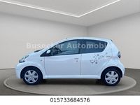 Gebraucht Toyota Aygo Edition 68 PS (50 kW) 2011 Weiß Kleinwagen